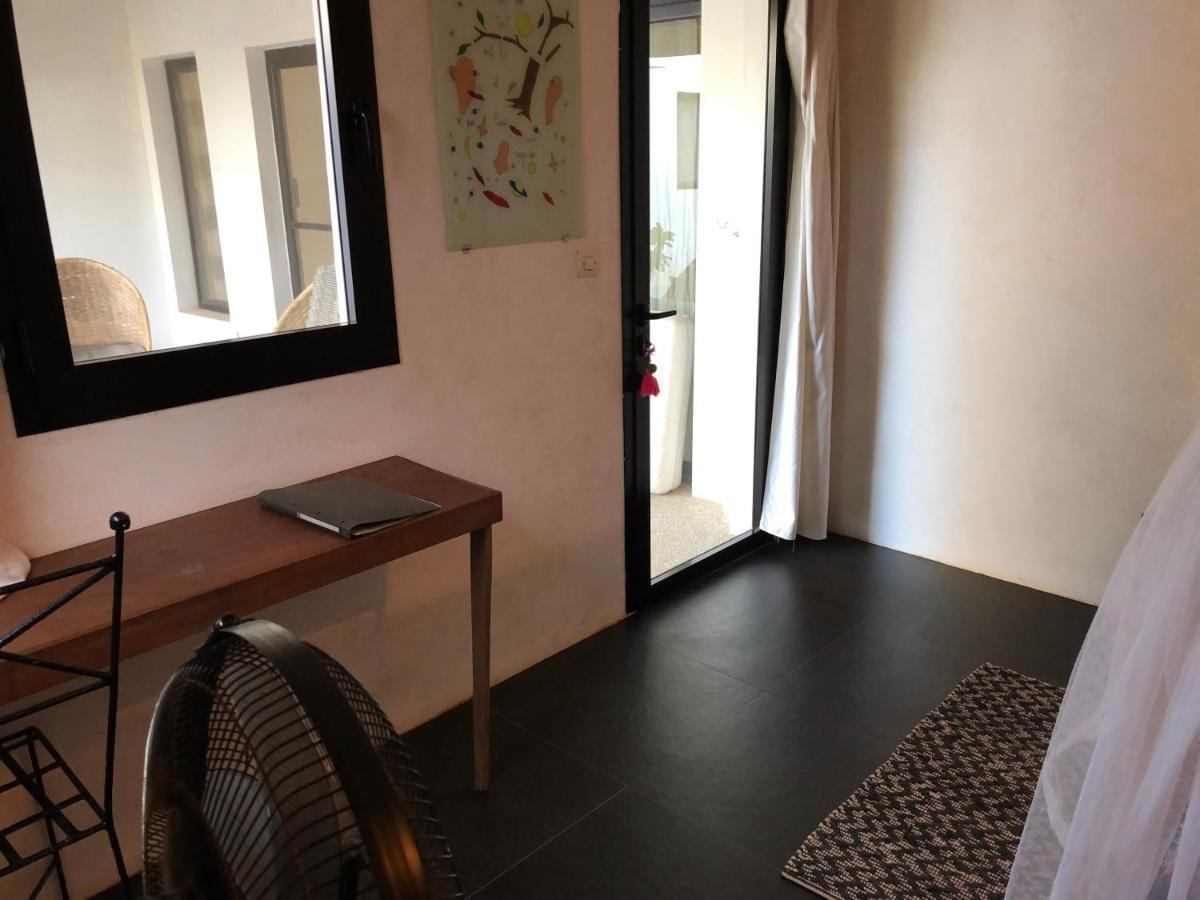 Guéréo Bine Bassile Bed & Breakfast エクステリア 写真